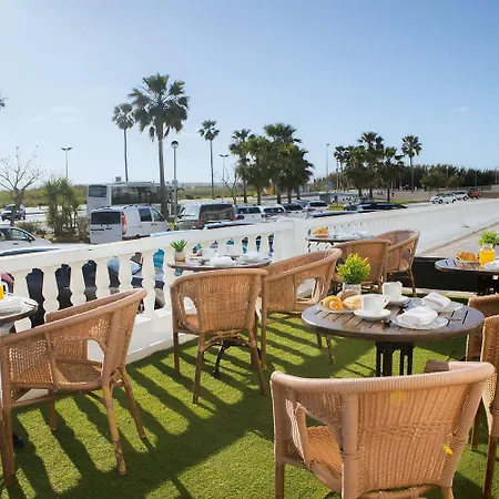 ホテル Playa Conil - Beachfront & *